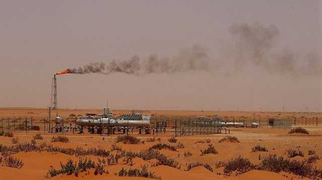 FT: القرار السعودي الروسي بخفض إنتاج النفط يهدد بزيادة التضخم العالمي