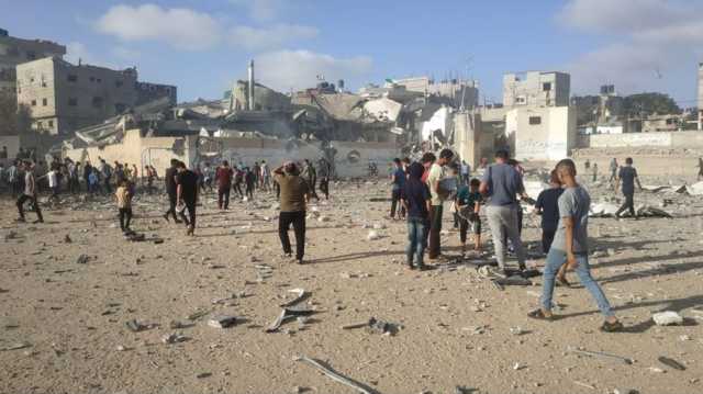 عشرات الشهداء بعد قصف الاحتلال مسجدا على رؤوس المصلين جنوبي غزة