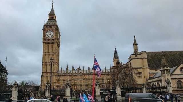منظمة حقوقية تنتقد مصادقة برلمان بريطانيا على استمرار الحرب ضد غزة