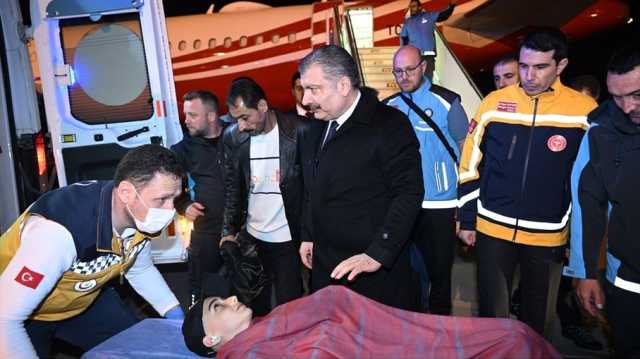نقل 27 مريضا بالسرطان من غزة إلى تركيا عبر مصر
