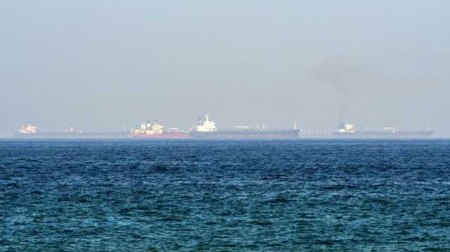 الحوثيون يعلنون اختطاف سفينة شحن إسرائيلية في البحر الأحمر