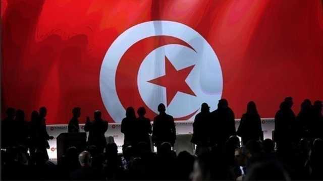 تونس تعلق نشاط 100 حزب سياسي بتهم مالية وفساد