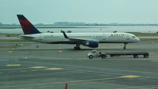 دلتا إيرلاينز تواصل إلغاء الرحلات من الولايات المتحدة إلى مطار بن غوريون