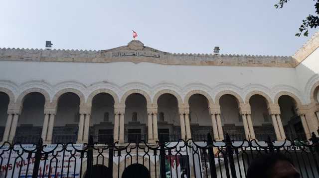 تمديد حبس صحفي تونسي للمرة الثالثة ونقابة الصحفيين تهدد بالتصعيد