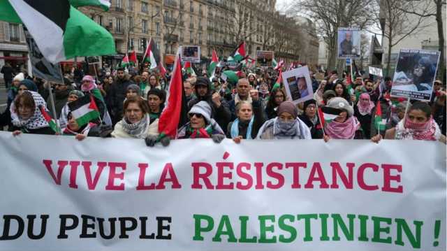 متظاهرون في فرنسا يطالبون بوقف الحرب على غزة ضمن فعاليات عالمية (شاهد)