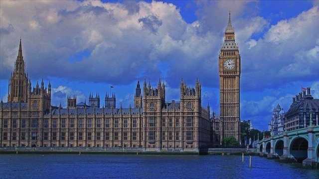 برلمان بريطانيا يمرر وقف إطلاق النار بغزة.. بعد انسحاب المحافظين والأسكتلندي احتجاجا