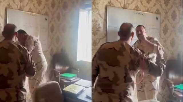 ضابط برتبة مقدّم يصفع عقيدا بالجيش العراقي.. ووزير الدفاع يعلق (شاهد)