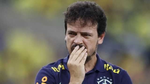 البرازيل بدون مدرب مرة أخرى.. رئيس الاتحاد يقيل فرناندو دينيز