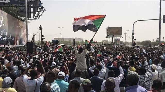 السودان.. قصة الثورة والفترة الانتقالية وطموحات العسكر تحت الضوء