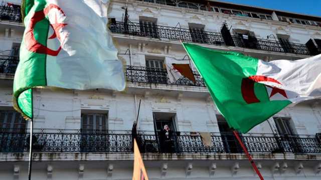هل تخرج الجزائر من الغيبوبة السياسية بانتخابات رئاسية مبكرة؟