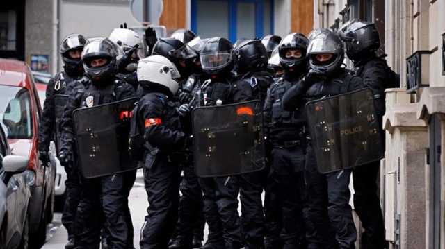 الشرطة الفرنسية تقتل رجلاً حاول إضرام النار بكنيس في روين