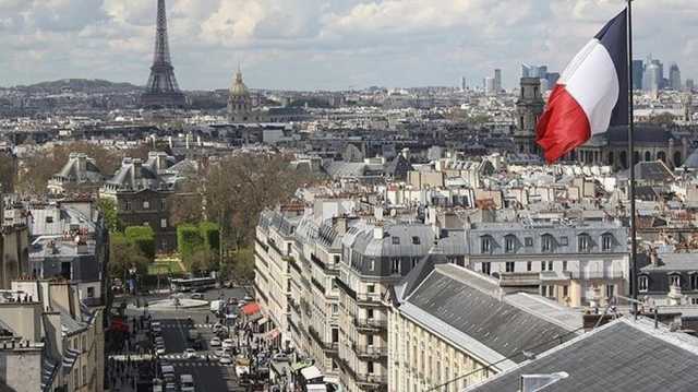 نشطاء ومؤثرون بفرنسا يدعون إلى قطع الطريق على اليمين المتطرف