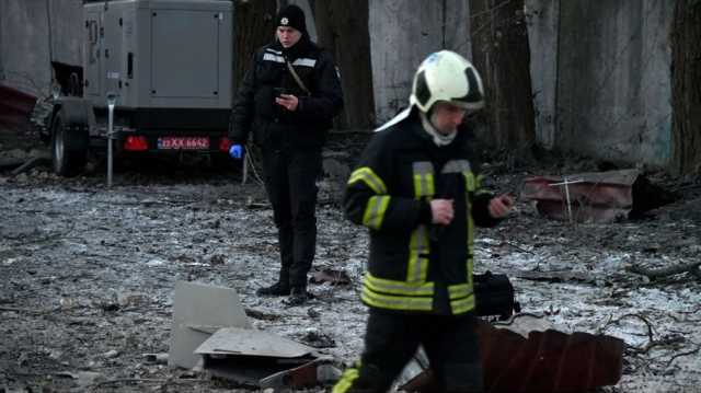 مقتل 6 جنود أوكرانيين بسقوط مروحيتين.. وقصف روسي عنيف على كييف