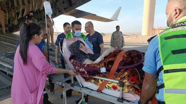وصول 20 جريحا فلسطينيا من غزة إلى تونس لتلقي العلاج