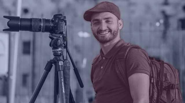 هكذا اعتدى الاحتلال على مصور صحفي في القدس (شاهد)