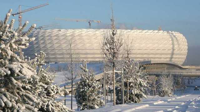 الثلوج تؤجل مباراة ناديي بايرن ميونخ ويونيون برلين