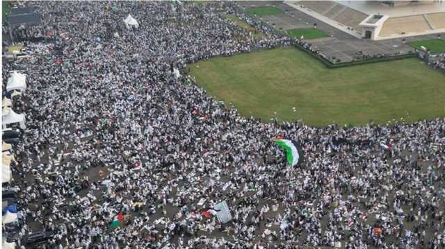 إسنادا لغزة.. تظاهرة مليونية تجوب شوارع العاصمة الأندونيسية (شاهد)
