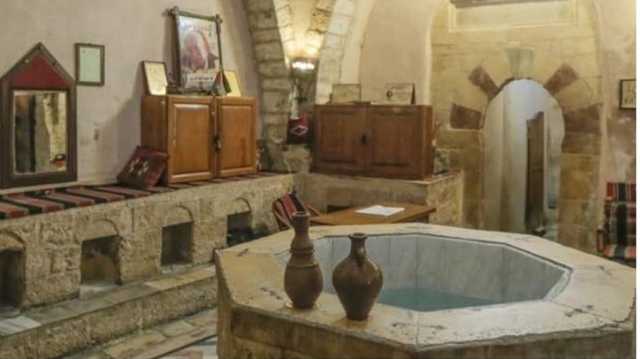 الاحتلال يدمر حمام السمرة الأثرى في غزة.. عمره نحو 1000 عام