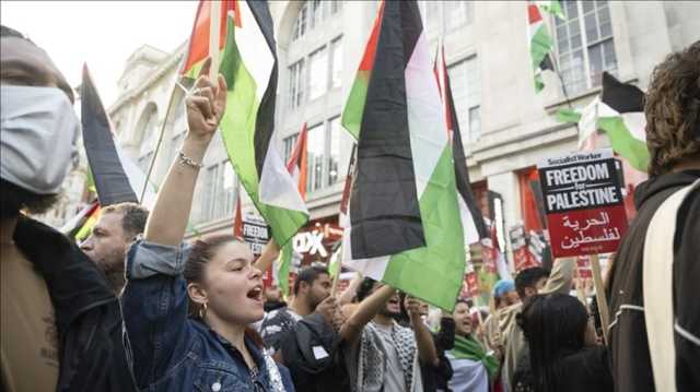سكان ليستر البريطانية يظهرون تضامنهم مع فلسطين على طريقتهم (شاهد)