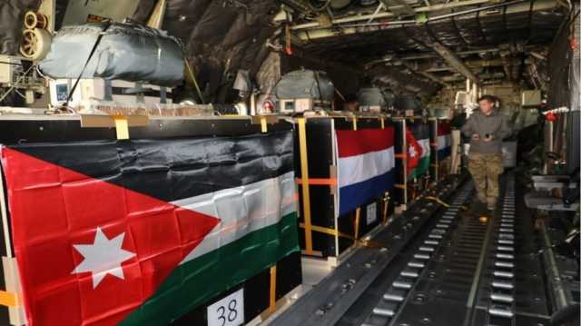 إنزالان جويان أردني هولندي لمساعدات إغاثية بغزة وعمّان تحذر من خطر توسع الحرب