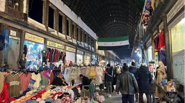 من المساجد إلى الأسواق.. كيف يستعد السوريون لأول رمضان بعد التحرير؟