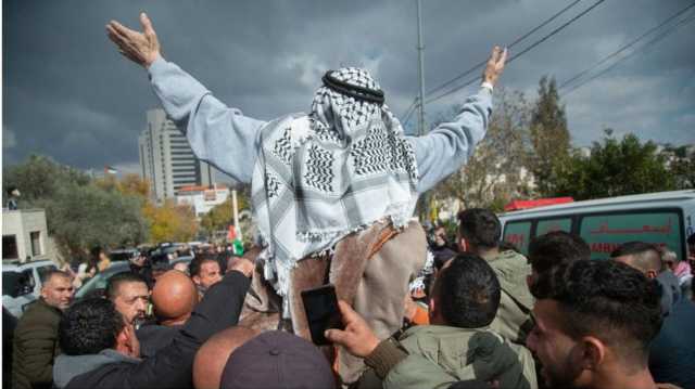 عربي21 ترصد حكايات وشهادات موجعة من معاناة الأسرى الفلسطينيين (شاهد)