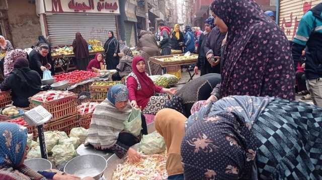 اجتمع عليهم التعويم والغلاء.. ماذا بقي للمصريين ليأكلوه في رمضان؟ (صور)