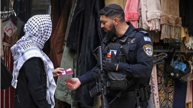 الاحتلال يقيّد بشدة دخول فلسطينيي الضفة للقدس في الجمعة الثانية من رمضان