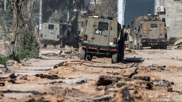 عملية عسكرية واسعة لجيش الاحتلال غرب رام الله بمشاركة مروحيات (شاهد)
