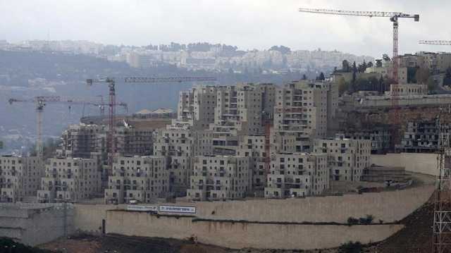 قائد عسكري إسرائيلي يحرض على إعادة بناء المستوطنات في غزة