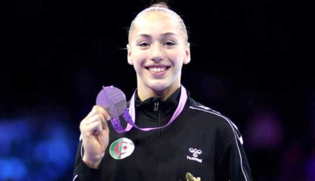 نمور:”أمنيتي إلهام الفتيات لممارسة الجمباز وهدفي الذهب في الأولمبياد”