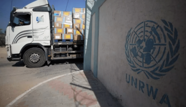 الأونروا: توقف عمليات إدخال المساعدات إلى غزة بسبب انقطاع الاتصالات