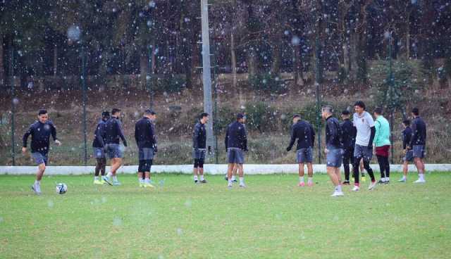 بالصور.. إتحاد العاصمة يواصل تحضيراته لمواجهة الهلال الليبي