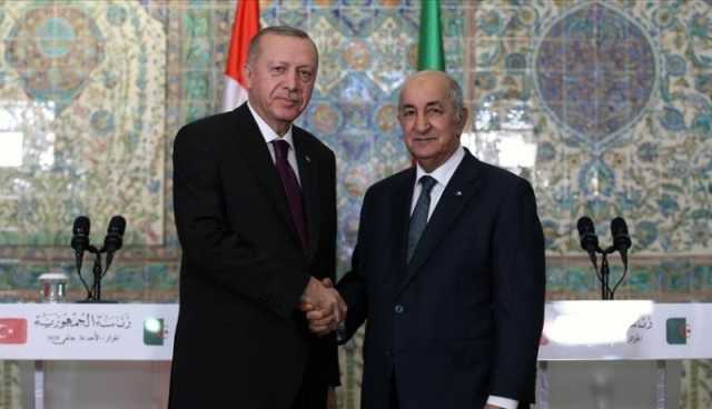 رئيس الجمهورية ونظيره التركي يجريان محادثات ثنائية أولية