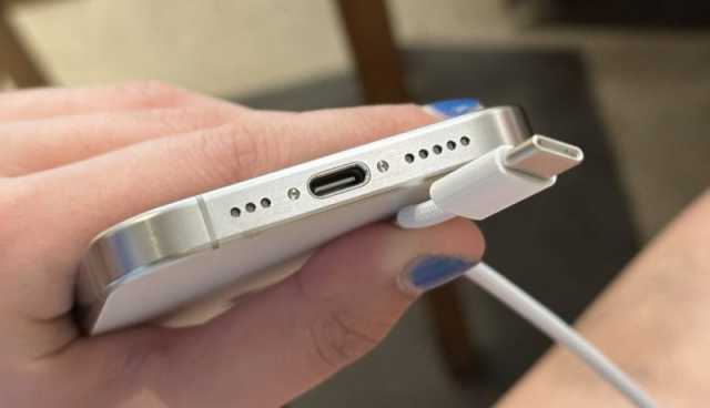 شاحن USB-C العالمي إلزامي في هذا البلد