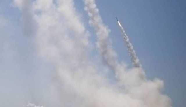 المقاومة تعلن قصف تل أبيب برشقة صاروخية