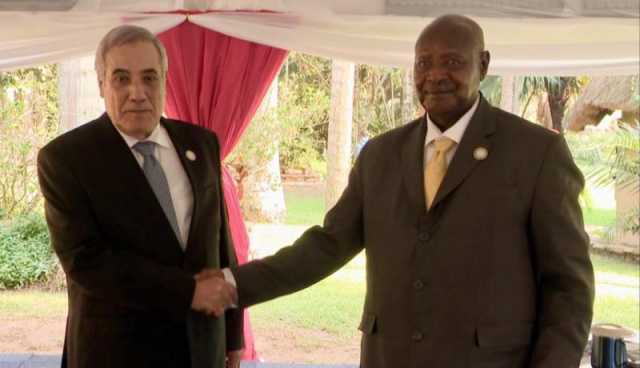 الوزير الأول ينقل تحيات الرئيس تبون لنظيره الأوغندي