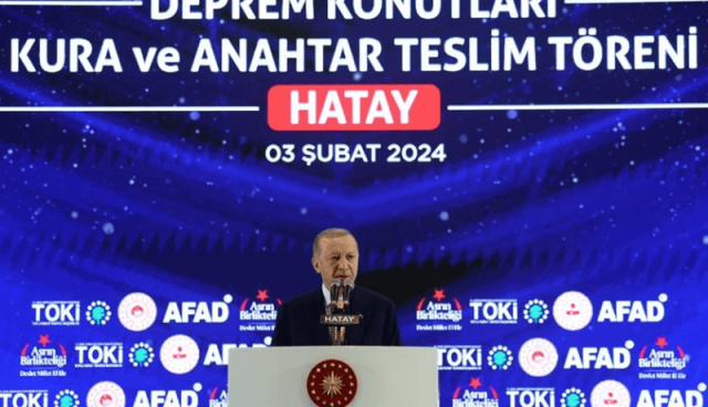 أردوغان: تسليم 75 ألف منزل لمنكوبي الزلزال خلال شهرين