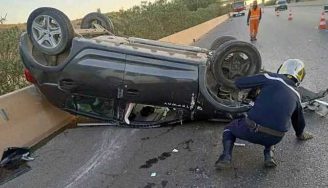 قتيل و4 جرحى في إنقلاب سيارة بعين الباردة في عنابة