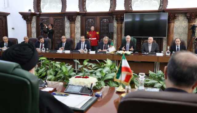 رئاسة الجمهورية: محادثات موسعة بين الوفدين الجزائري والإيراني