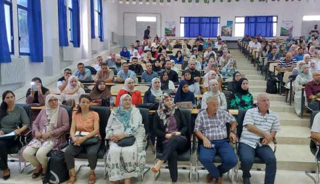 الأساتذة الجدد بجامعة سوق أهراس يمضون على محاضر التنصيب