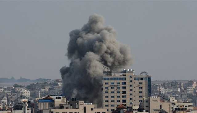 حزام ناري ضخم وغارات عنيفة على قطاع غزة