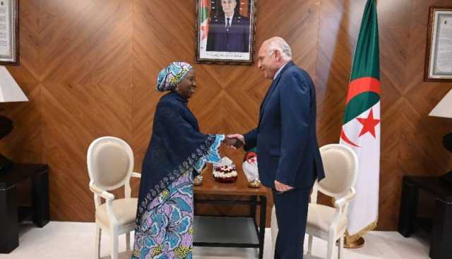 عطاف يستقبل سفيرة نيجيريا بالجزائر بمناسبة انتهاء مهامها