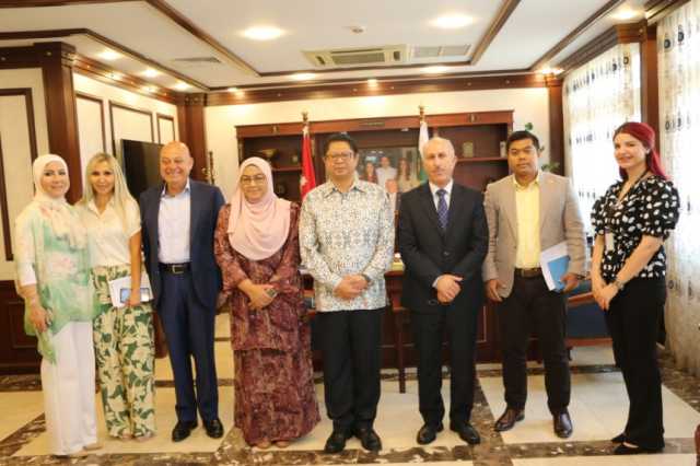 الطراونة يلتقي السفير الماليزي لبحث أوجه التعاون والتنسيق المشترك فيما يخص الضمان