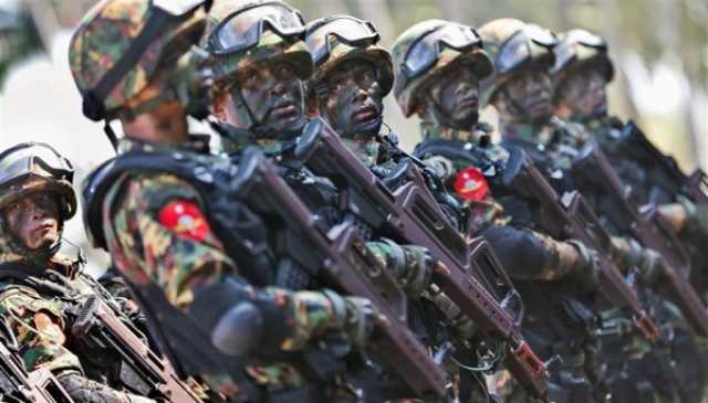 موقع 24 : جيش ميانمار يهاجم معقلاً للمتمردين ويقتل 14