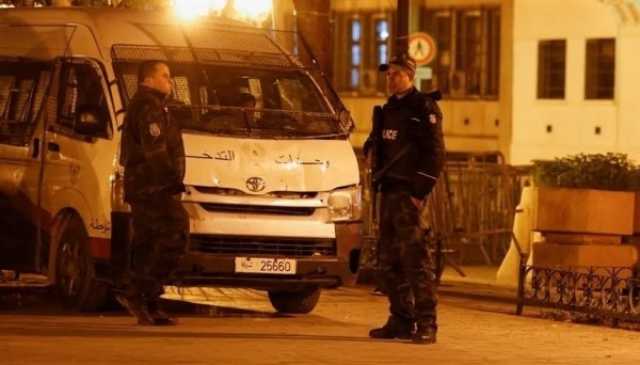 موقع 24 : شاب يحاول الانتحار حرقاً وسط العاصمة التونسية