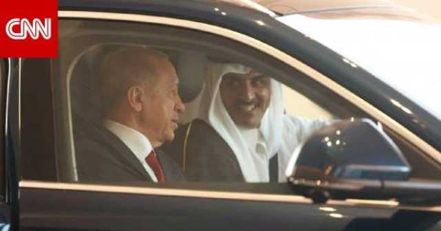 بعد ولي عهد السعودية.. أردوغان يهدي أمير قطر سيارة 'توغ' التركية