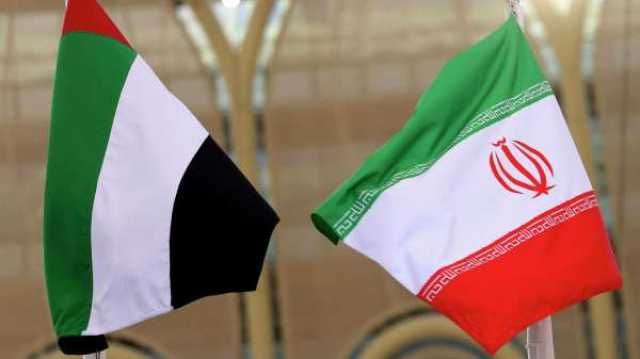 وزير الخارجية الإماراتي والإيراني يبحثان تعزيز العلاقات الثنائية والتعاون المشترك بين البلدين