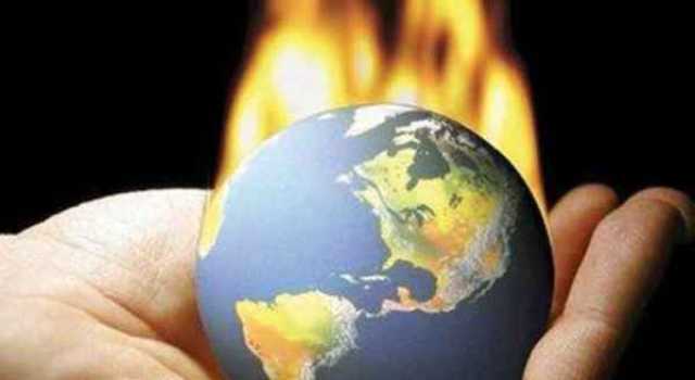 خبير مناخ عالمي يرجح أن شهر تموز الحالي الأكثر سخونة في العالم منذ آلاف السنوات