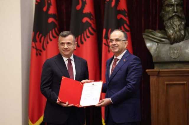 جريدة الوطن : وزير الداخلية الألباني الجديد تاولانت بالا